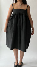 Load image into Gallery viewer, Black Empire Midi Dress
