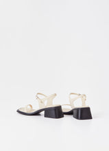 Load image into Gallery viewer, Off White Ines Sandal
