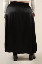 Load image into Gallery viewer, Black Silky Simple Skirt