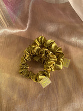 Load image into Gallery viewer, Baby Scrunchie Pair