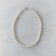 Load image into Gallery viewer, Large Pearl Necklace